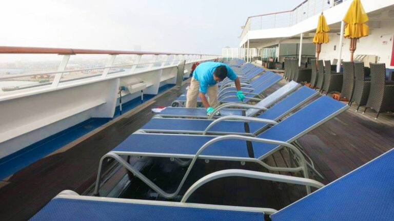 How Much Should You Tip Crew Members?