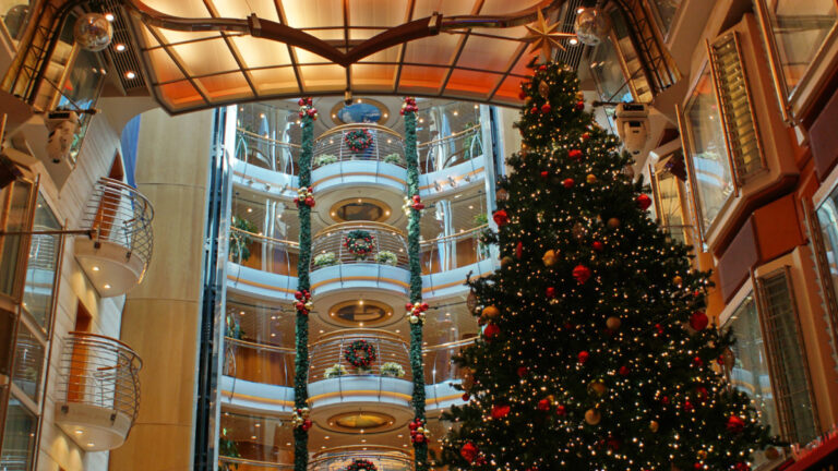 Christmas on a Cruise Ship: What To Expect