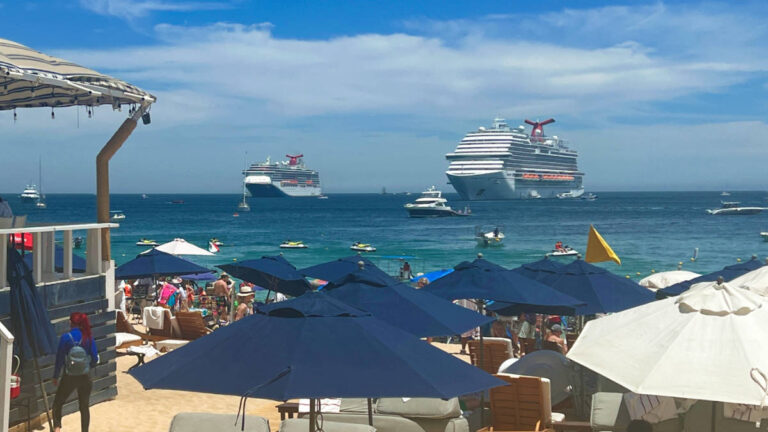 Cruise vs All-Inclusive Resort: Choosing Your Dream Getaway