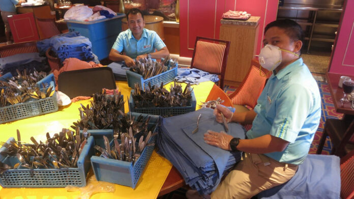 How Much Do Cruise Ship Workers Make