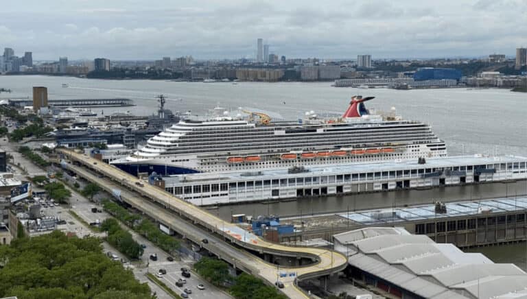 24 BEST Hotels Near Manhattan Cruise Terminal New York