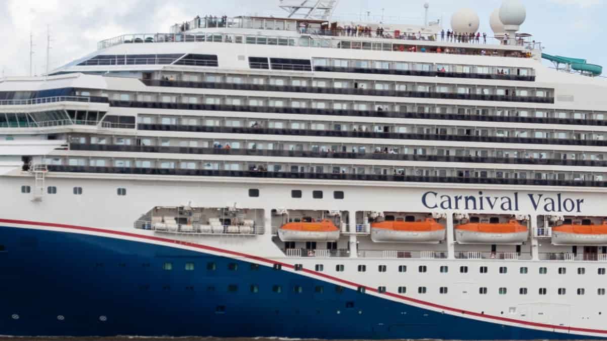 Carnival Valor Cruise Ship