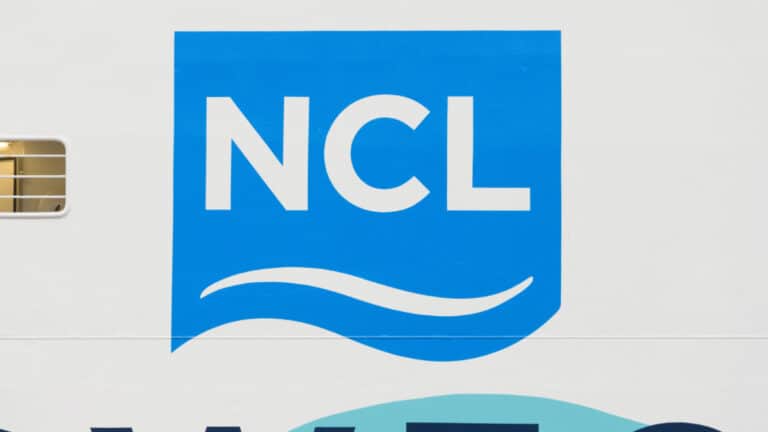 Norwegian Cruise Line Cutting Back on Entertainment