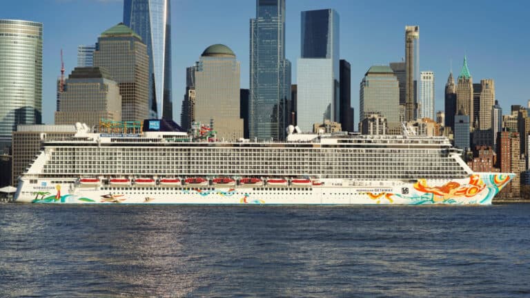 Norwegian Cruise Ship Changing Destination Due to Weather