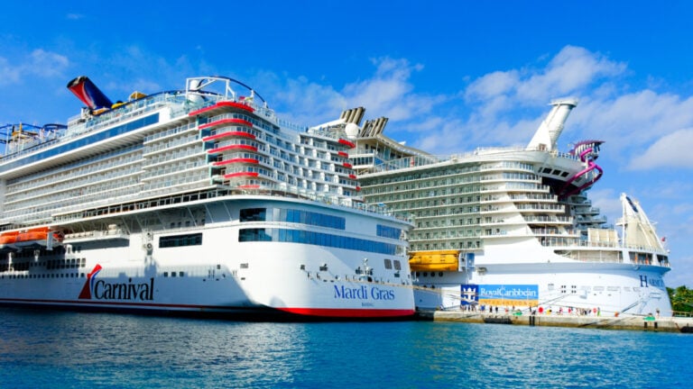 Many Cruisers Show Preference for Smaller Cruise Ships