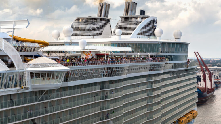 World’s Biggest YouTuber Takes Over $1 Billion Cruise Ship