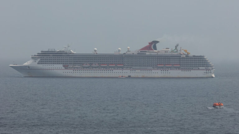 Carnival Cruise Ship to Depart Port Early, Guests Urged to Return