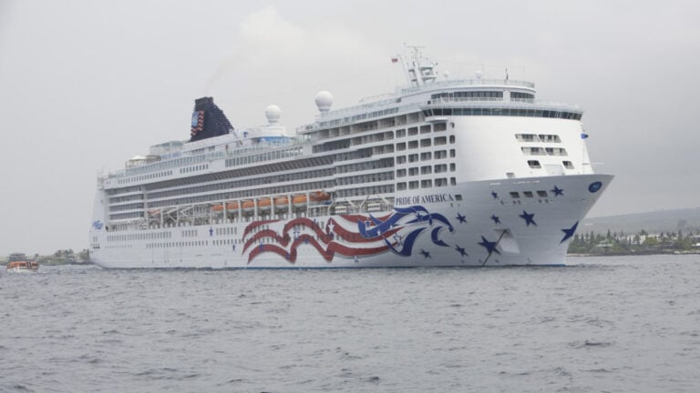 Norwegian Cruise Line to Resume Calls to Destination Hit by Wildfires