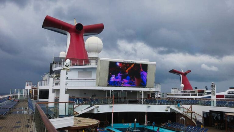 Carnival Cruise Line Provides Urgent Hurricane Fleet Update
