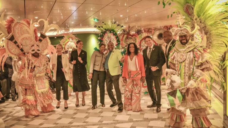 Carnival Cruise Line Celebrates With The Bahamas