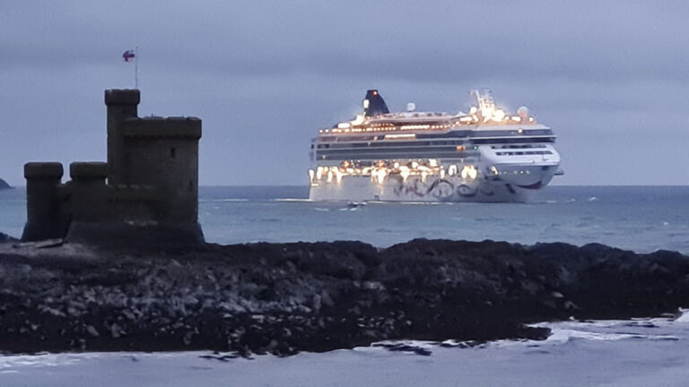 Norwegian Star in Bad Weather