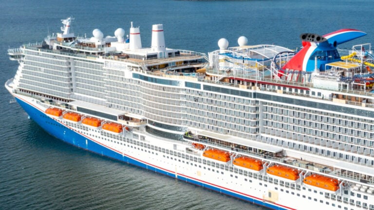 Carnival Passengers Arrested for Credit Card Fraud Onboard