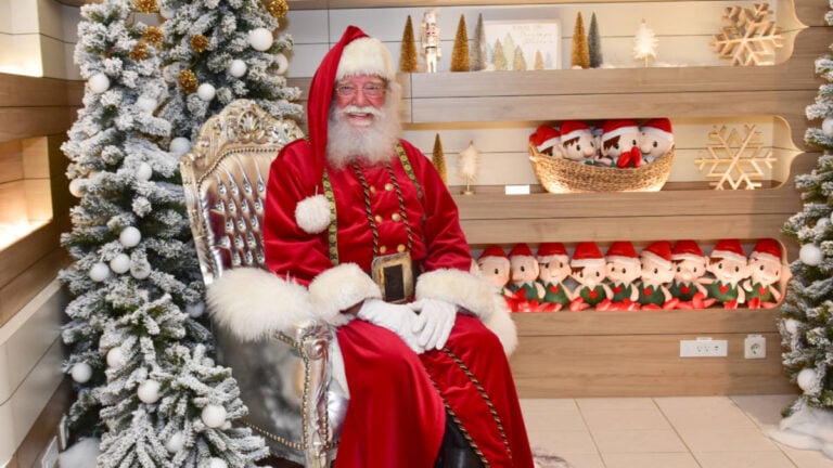 Royal Caribbean Introduces Pop-Up Holiday Marketplace at Sea