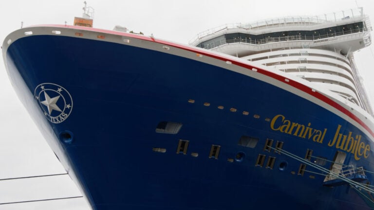 Carnival Informs Guests About Embarkation Delay Due to Ceremony