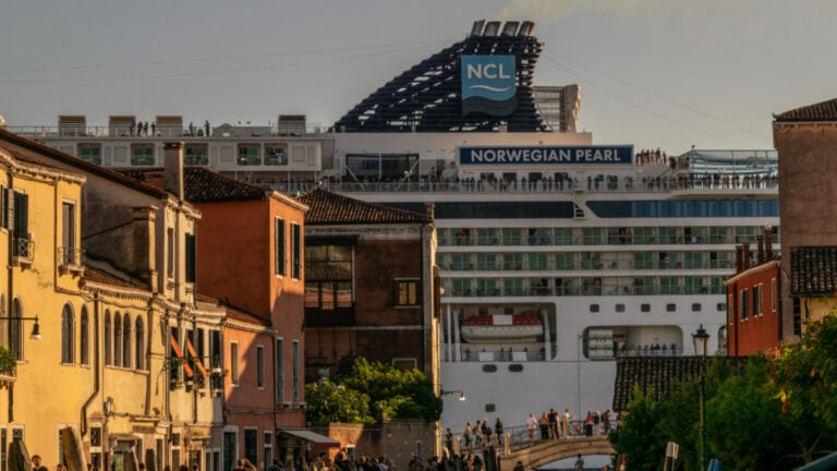 Norwegian Cruise Line Ditches Major Port Due to Tender Concerns