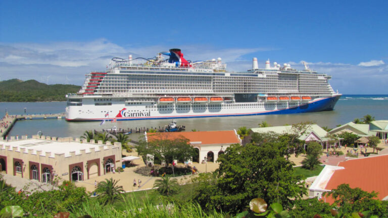 Carnival Unveils Solar Park to Power Popular Cruise Port