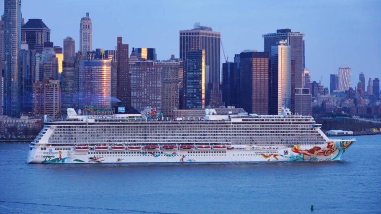 Norwegian Cruise Ship Delayed Due to Technical Issue