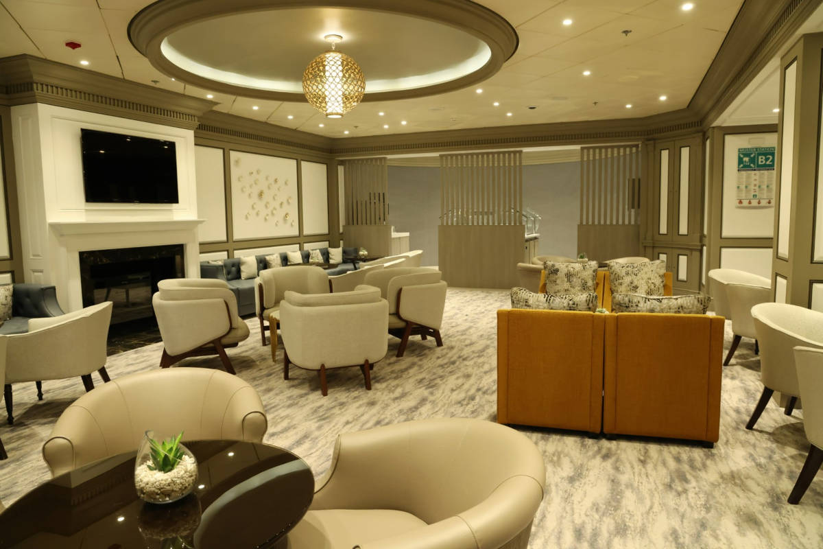 The Retreat Lounge on Celebrity Infinity
