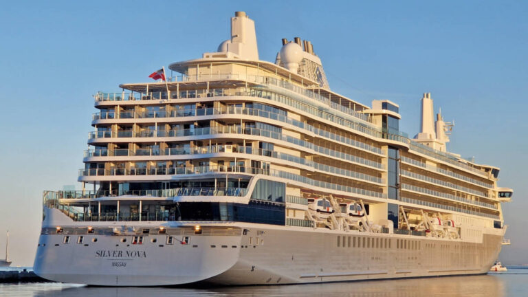 Royal Caribbean Photoshoot to Cause Disembarkation Delay