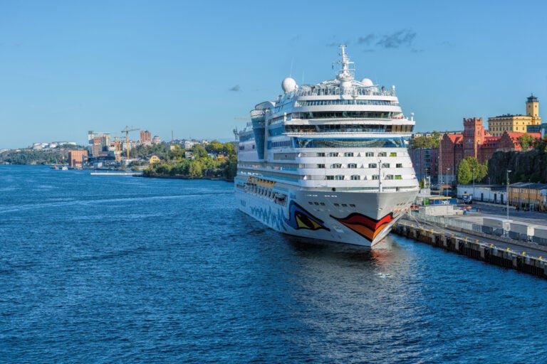 Stockholm Kicks Off Busy Cruise Season With 121 Calls