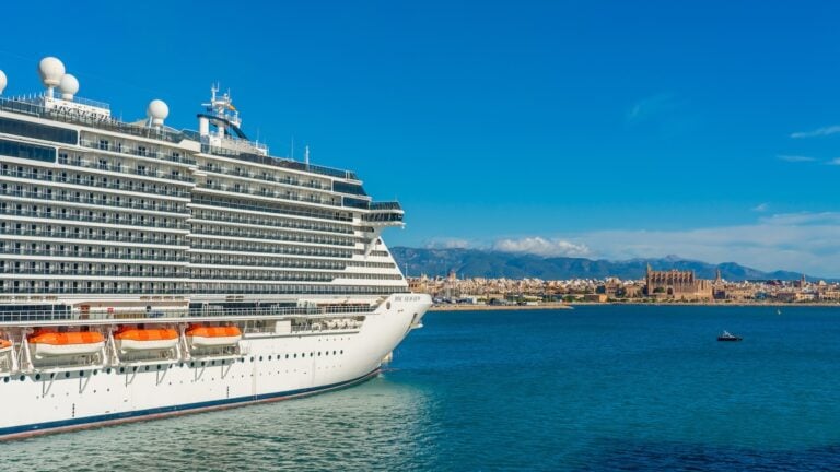 Palma Proposes Measures to Ban Mega Cruises and Tax Passengers