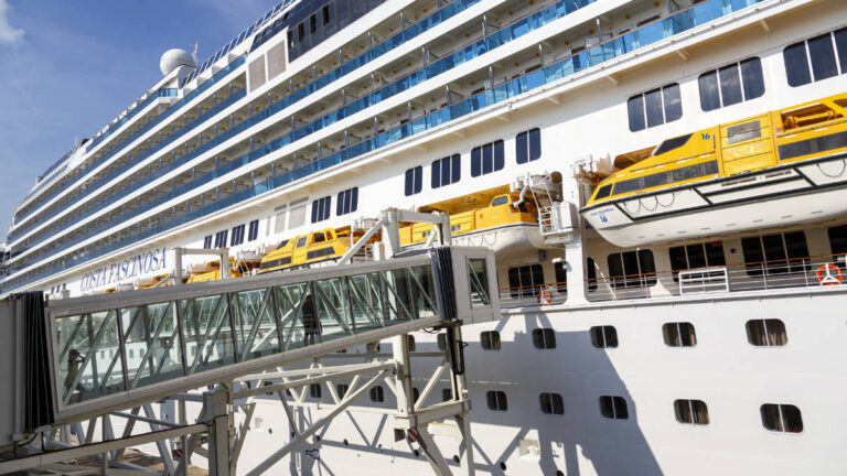 Cruise Line Makes It Easier for Passengers Who Lose Their Luggage