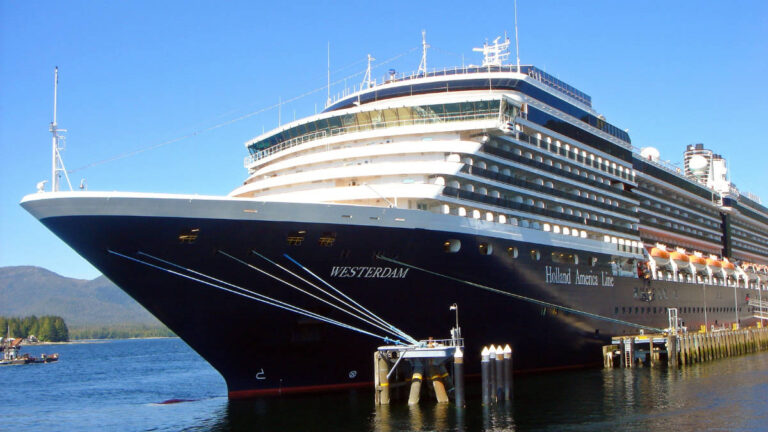 Holland America Aims to Lure Cruisers With Big Summer Sale
