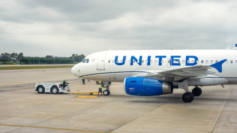 Sick Cruise Guests Cause Flight Cancellations, Plane Cleaning