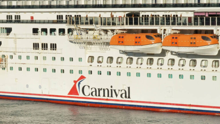 Carnival Ambassador Criticized Over Injured Guest’s Care