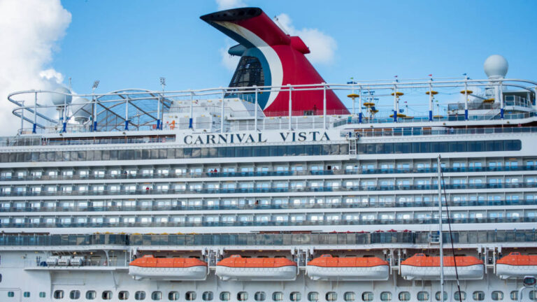 Carnival Vista to Be Repaired at Homeport, Next Sailing to Go Ahead