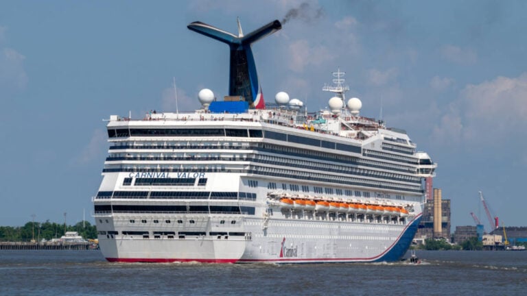 Hurricane Francine Prevents Carnival Ship from Returning to Homeport