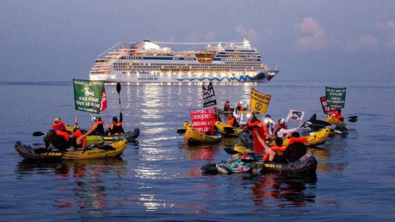 Activists Block and Delay Multiple Cruise Ships in Marseille