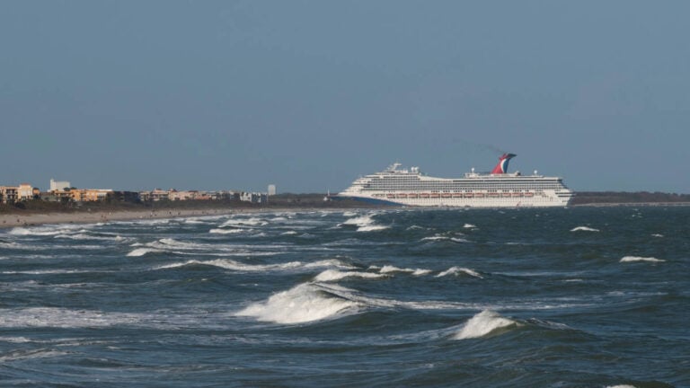 Port Canaveral Closed, Carnival Glory Return is Delayed