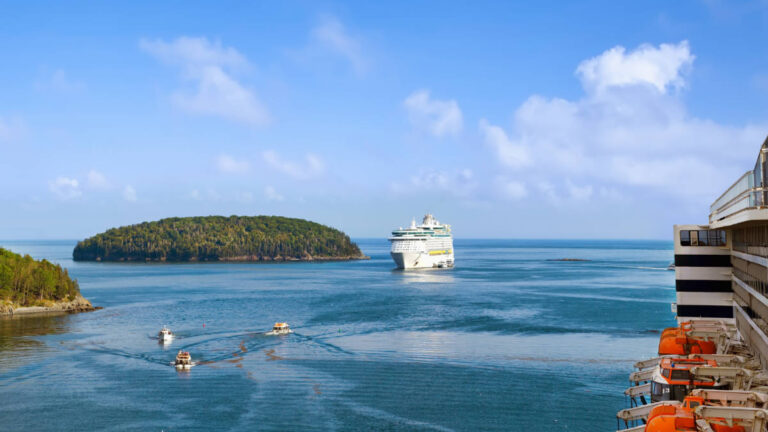 Bar Harbor to Consider Repeal of Cruise Arrivals Cap