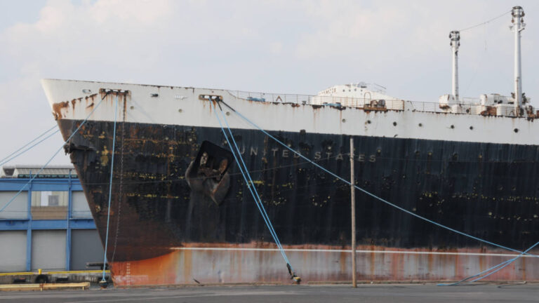 Agreement Reached for Iconic Ocean Liner to Move to Florida