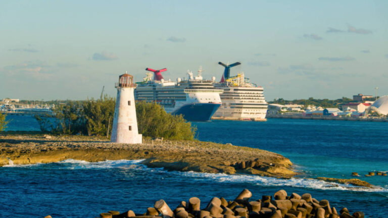 When Is the Best Time to Cruise to the Bahamas?