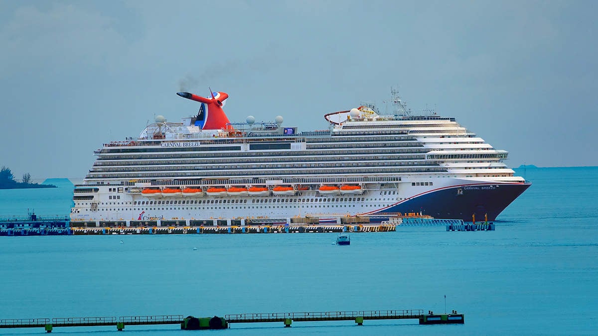Carnival Breeze