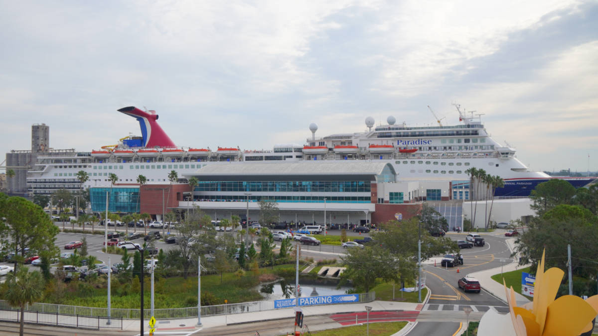 Carnival Paradise finally delayed 11 hours