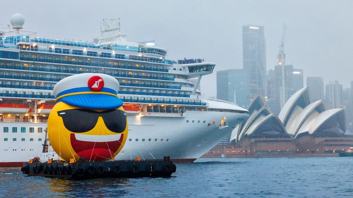 Carnival Adventure Arrives in Sydney