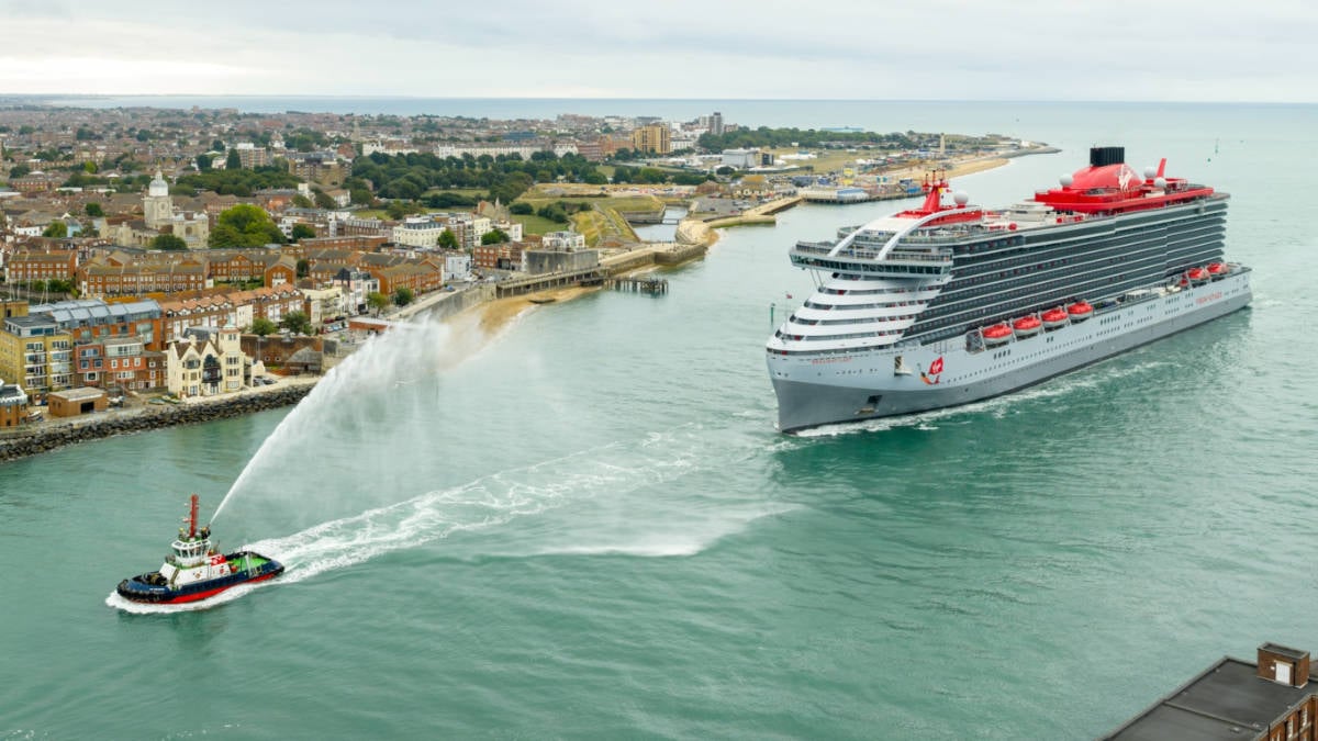 Brilliant Lady Arrives in Portsmouth