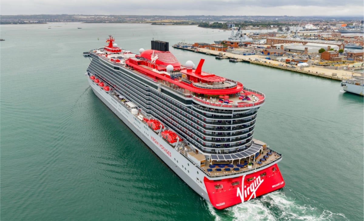 Brilliant Lady Arrives in Portsmouth