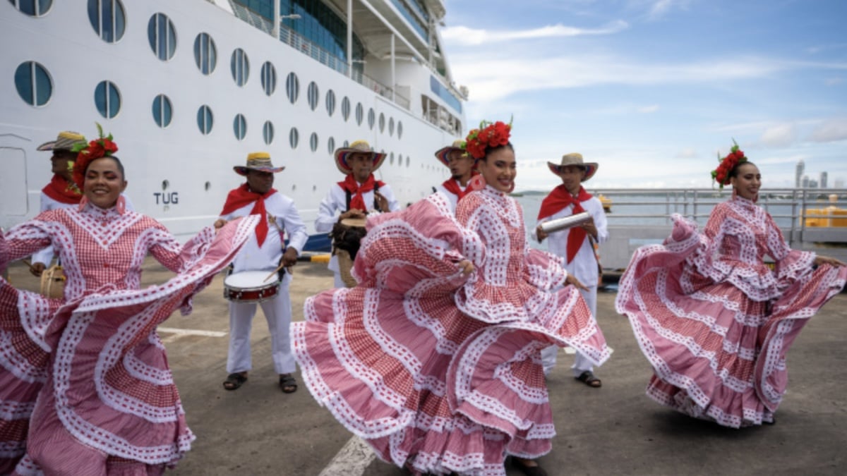 Cartagena welcomes Serenade of the Seas