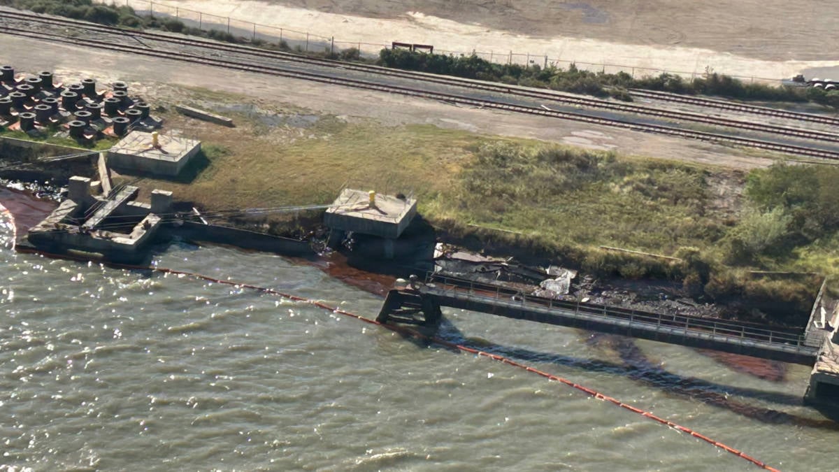 Oil Spill in Galveston, Texas