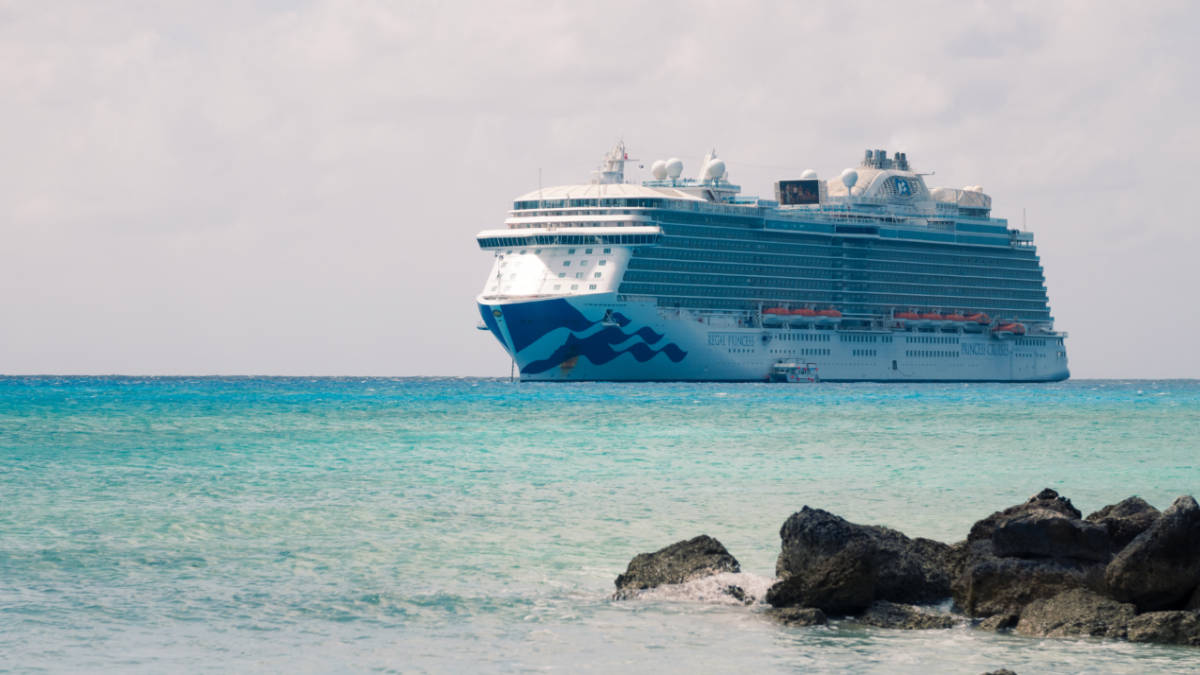 Regal Princess Cruise Ship in the Bahamas