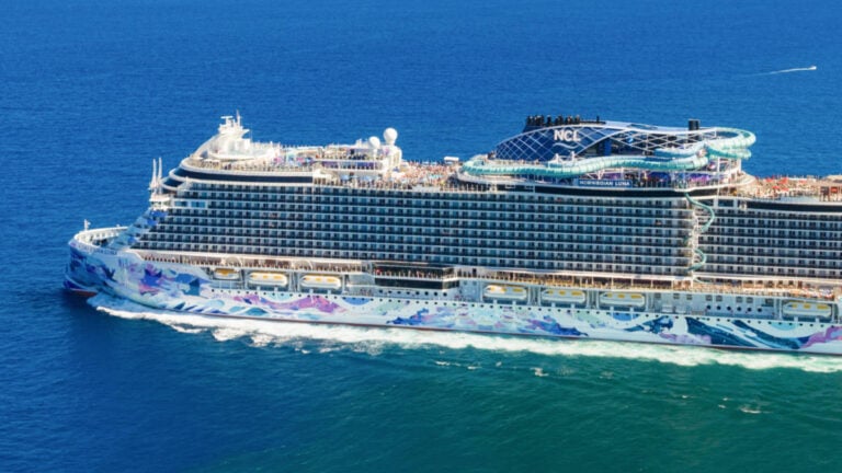 Norwegian Cruise Ships By Age: Newest to Oldest (2027-1998)