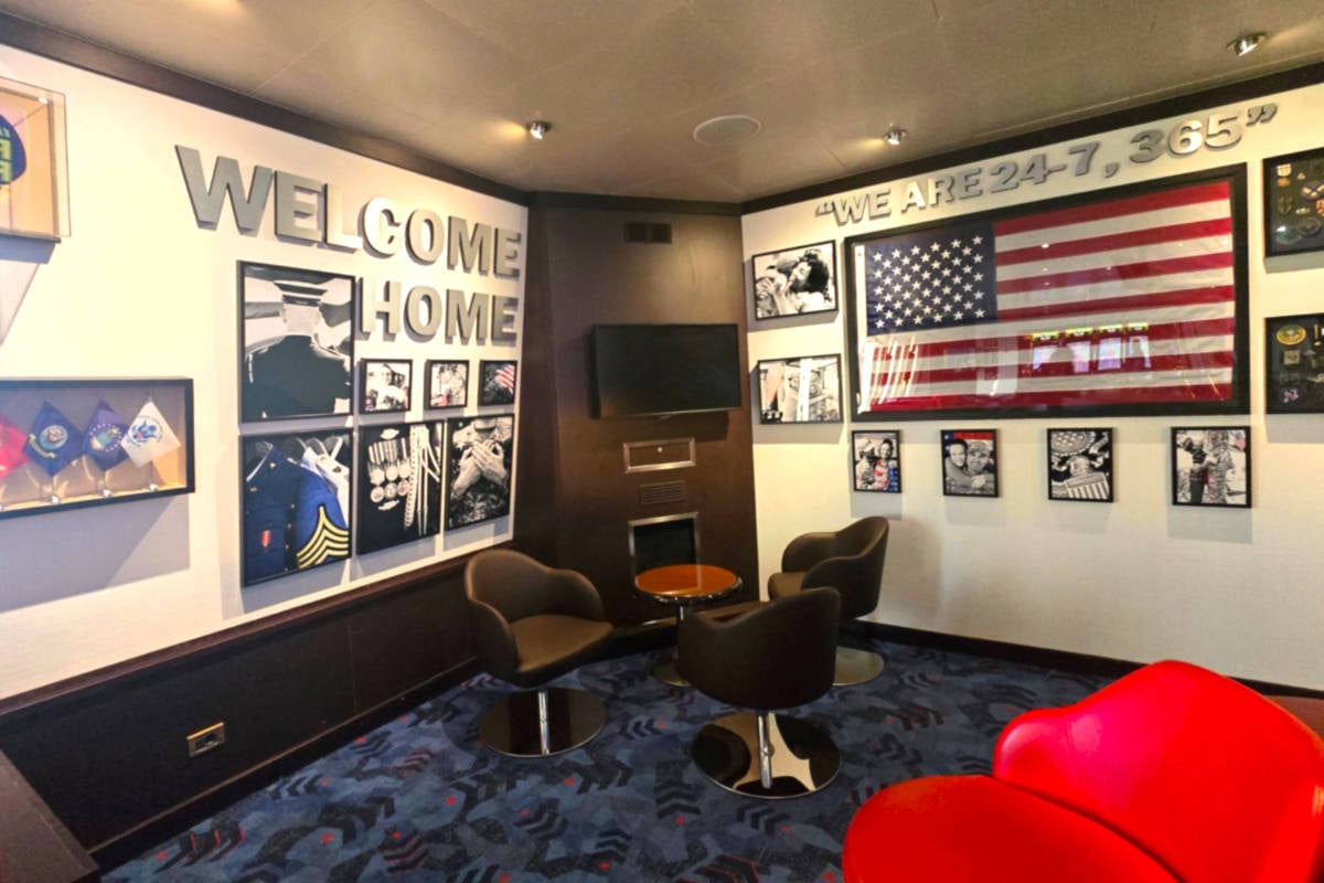 Heroes Bar on Carnival Conquest