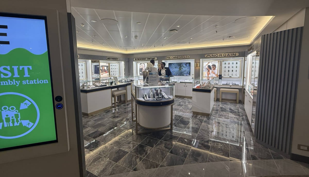 Retail Store on Star Princess