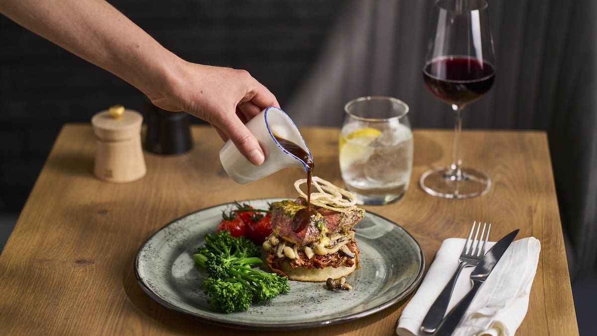 Keel & Cow Sirloin Brisket Beef-Fat Crumpet Pour