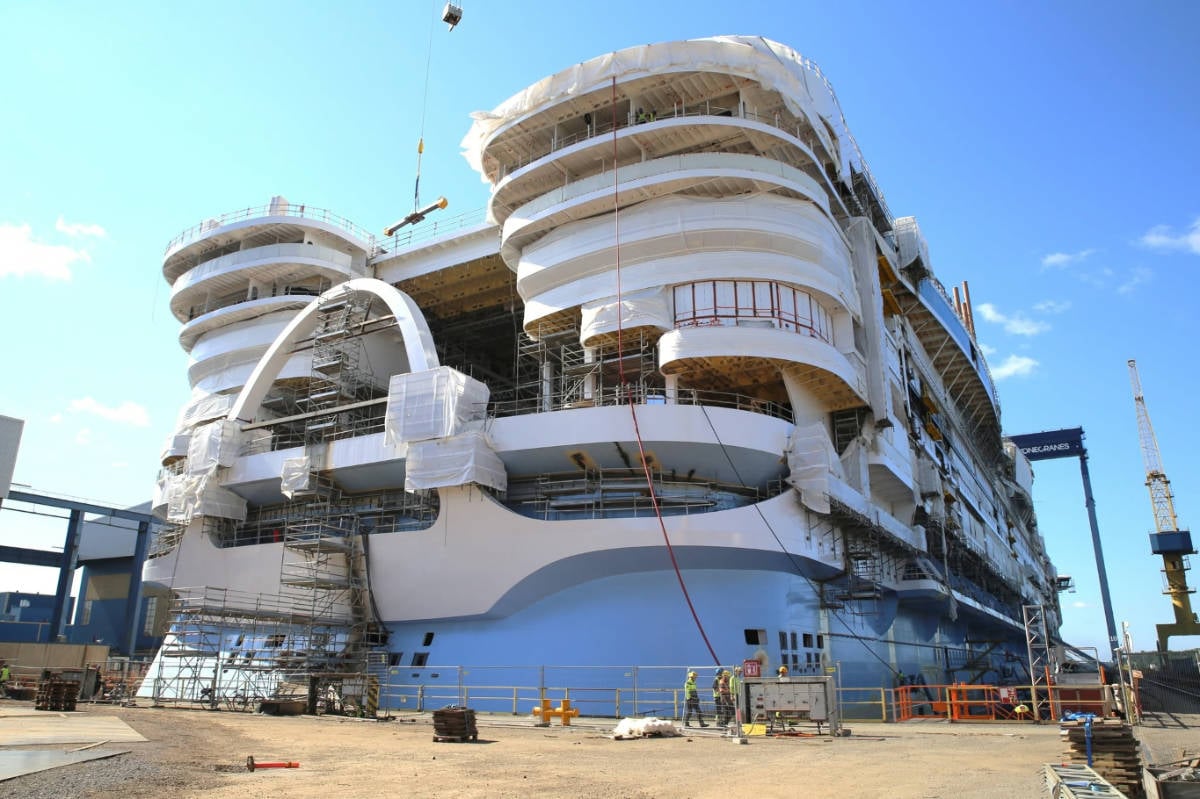 Hero of the Seas Construction