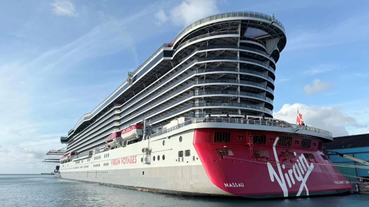 Vaiant Lady Cruise